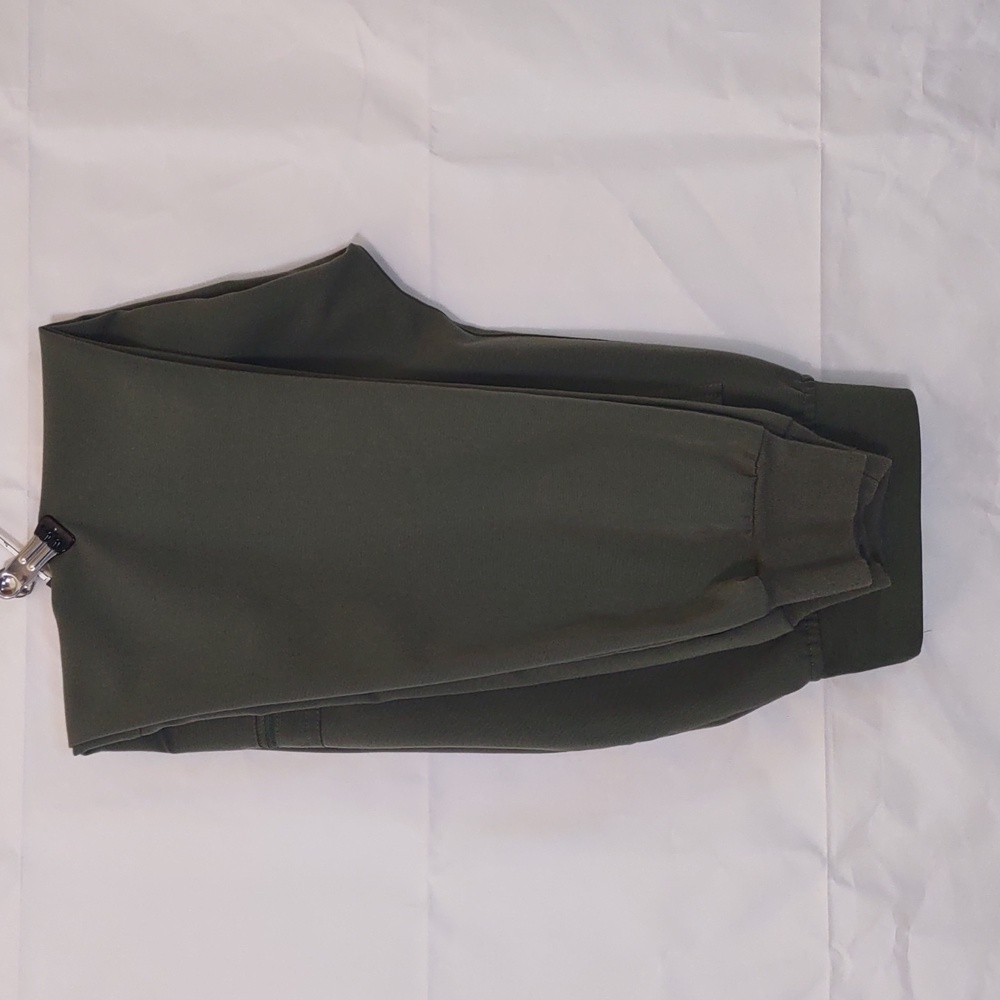 Figs High Waisted Zamora Jogger - Moss - Picture 5 of 12